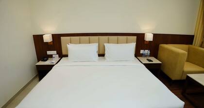 The Ocean Pearl Ujire