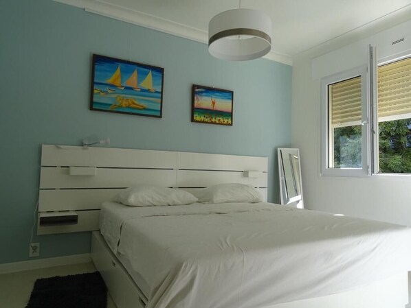 1 bedroom, iron/ironing board, WiFi, bed sheets