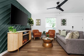 Fernseher, Kamin