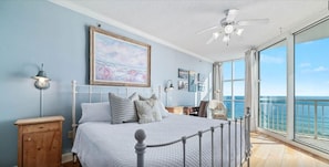 Iron/ironing board, WiFi - Palacio 802 (Pensacola)