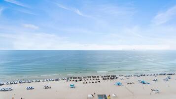 Condo, varias camas (Palacio 802) | Playa | En la playa