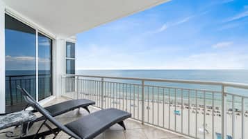 Condo, varias camas (Palacio 802) | Áreas de la propiedad