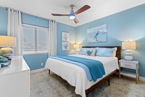 Appartement, Meerdere bedden (SeaSpray West 203-Gulf Front) | 2 slaapkamers, een strijkplank/strijkijzer