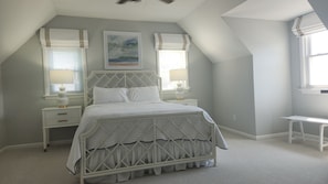 3 bedrooms, iron/ironing board, Internet, bed sheets