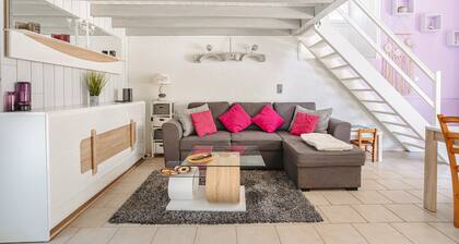 Charming Gîte "L'Escapade" Near Wild Beaches and Nature Reserve