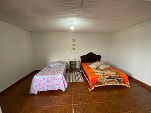 3 bedrooms, iron/ironing board, Internet