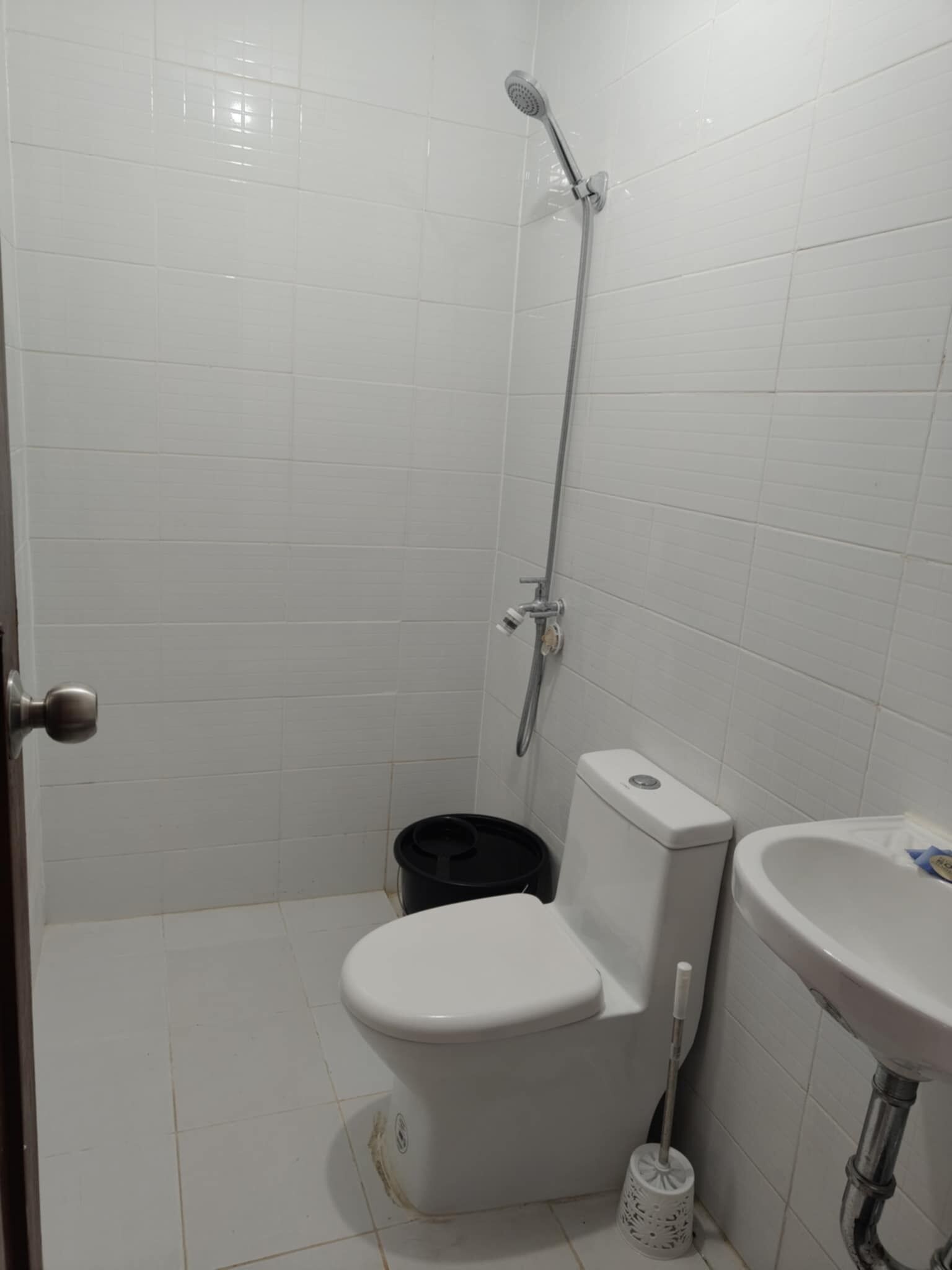 Shower, towels, soap