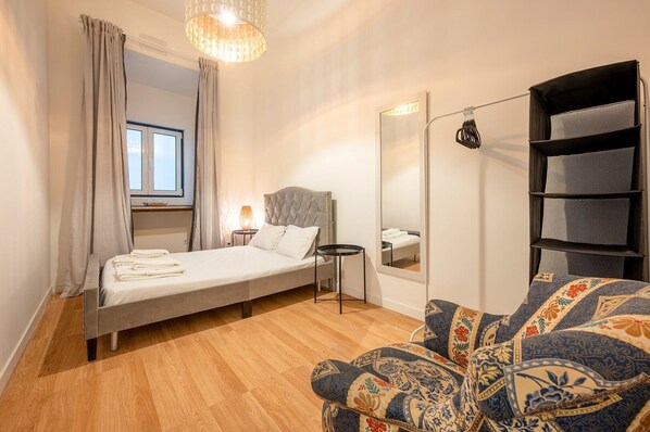 1 bedroom, Internet, bed sheets