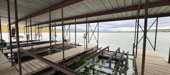 Waterfront Lovers Cabin with Private Dock. Pet-Friendly!