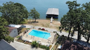 Udendørs pool