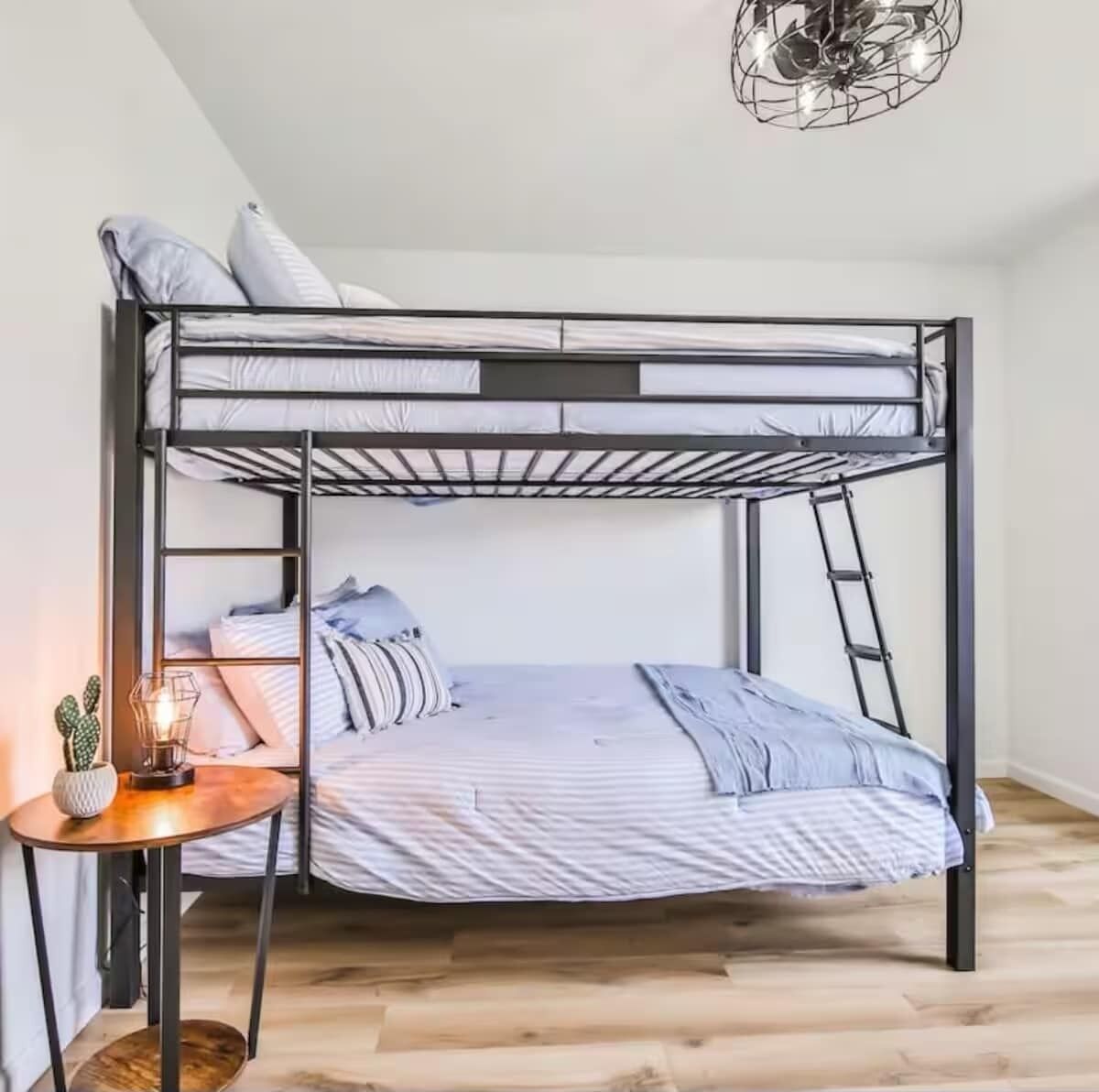 2 chambres, bureau, fer et planche à repasser, Wi-Fi