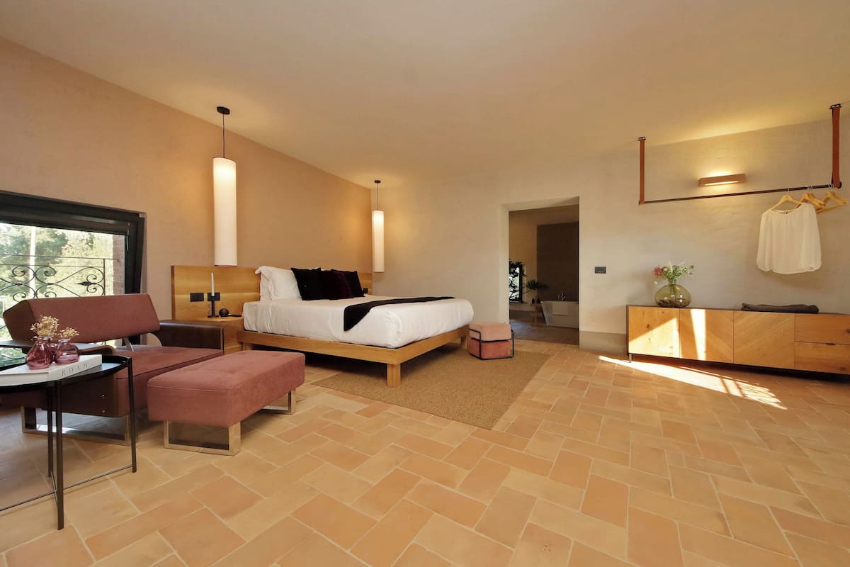 Svit | DuntÀcken, bÀddmadrasser, individuell inredning och unika möbler