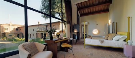 豪華雙人房 | 羽絨被、舒適加層、獨特裝潢、布置獨特