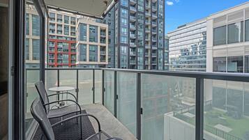 Deluxe Apartment | City view