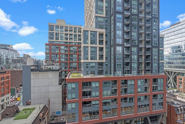 Exterior - Entertainment District Suites -DT TO (Toronto)