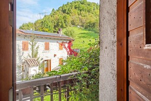 Property grounds - Room 'Camera 1' with Mountain View, Shared Garden and Wi-Fi (Arsiè)