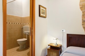 Bruser, hårtørrer, håndklæder