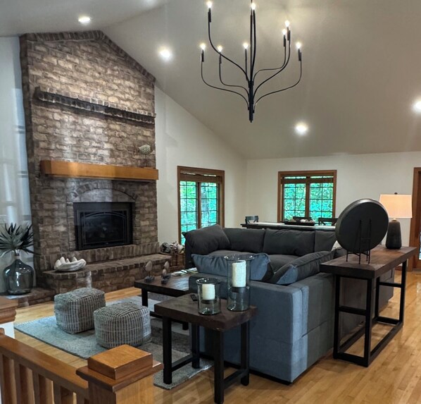 TV connectée, cheminée