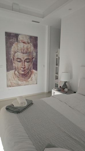 3 bedrooms, iron/ironing board, free WiFi, bed sheets - Mallorca Oasis Villa (Rojales)