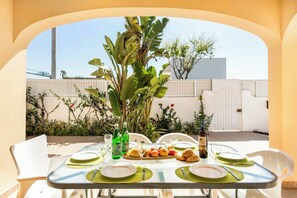 Villa (3 Bedrooms) | Aussenbereich