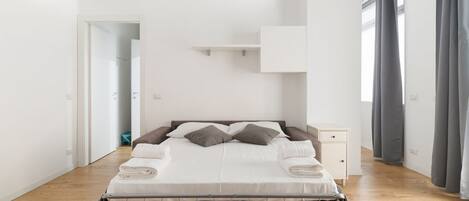 1 sovrum och strykjärn/strykbräda