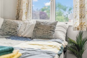 4 slaapkamers, een strijkplank/strijkijzer, wifi, beddengoed