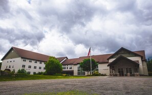 Exterior - Luxury Ski-In/Out Condo at Whiffletree SuperQuad (Carrabassett Valley)