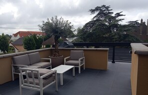 Property grounds - New apartment with terrace in the center (Cucq)