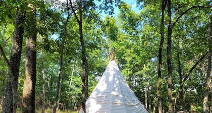 The Crow Tipi at Cedar Ridge Ranch & Trails
