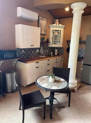 Microwave, oven