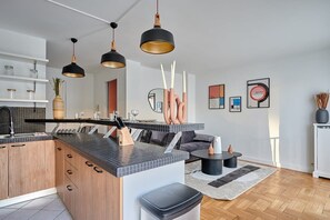 Nicht klassifiziertes Bild, 4 von 18, Schaltfläche