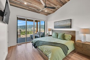 3 habitaciones, tabla de planchar con plancha, wifi y ropa de cama 