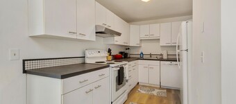 2 bedroom, 3 bed Lynnwood home - Quiet and Convenient