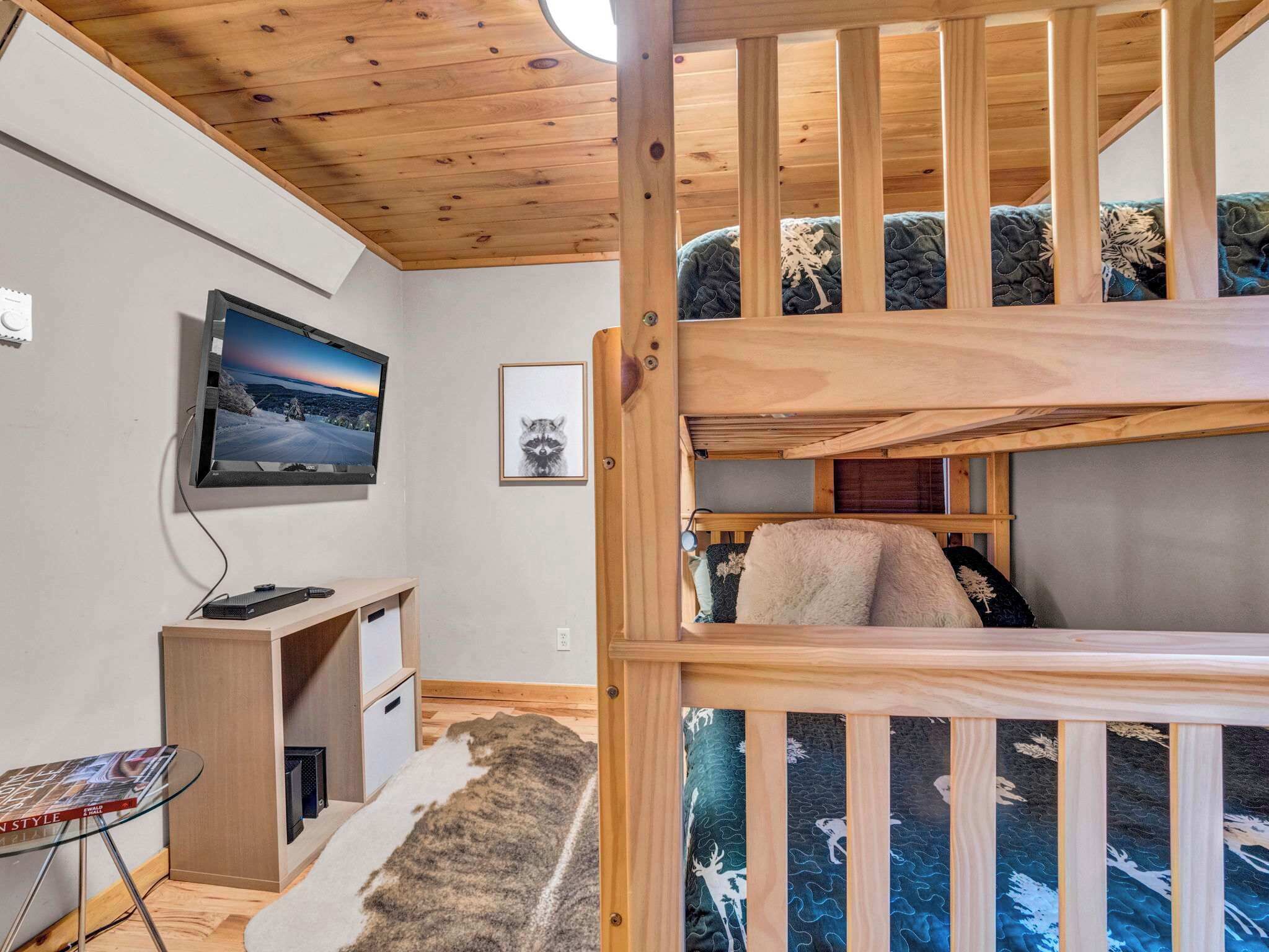 2 makuuhuonetta, Wi-Fi, vuodevaatteet