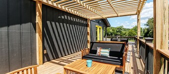 Spacious 2-Queen Studio w/ Desk | Pet-Friendly