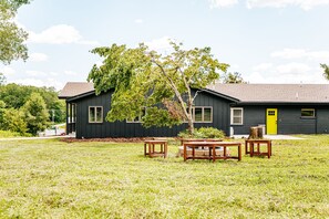 Exterior - Spacious 2-Queen Studio w/ Desk | Pet-Friendly (Afton)