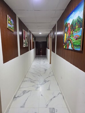Interior - Newly Remodeled Villa Las Flores, 13 guests, 5 Rooms, 4 full bathrooms, AC (Las Flores)