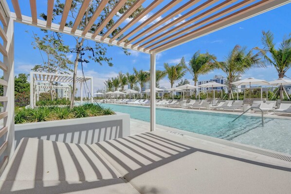 Outdoor pool, a heated pool