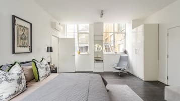 2 kamar tidur, setrika/meja setrika, tempat tidur bayi, dan Wi-Fi