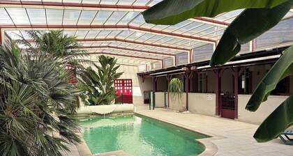 Le Manoir du Moulin, in the heart of the Loire castles, sleeps up to 65.