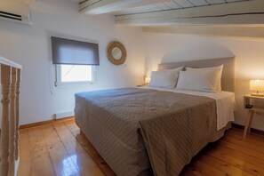 คลาสสิกอพาร์ทเมนท์, ห้องครัว, ติดสวนหย่อม | เตารีด/โต๊ะร  ีดผ้า, Wi-Fi ฟรี