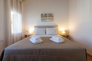 Appartement Classique, cuisine, côté cour intérieure