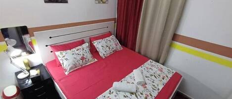 3 chambres, Wi-Fi gratuit, draps fournis