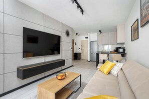 TV - Functional Apartment for 4 Persons | Balcony | Close to the Center (Szczecin)