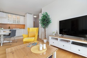 TV, studio
