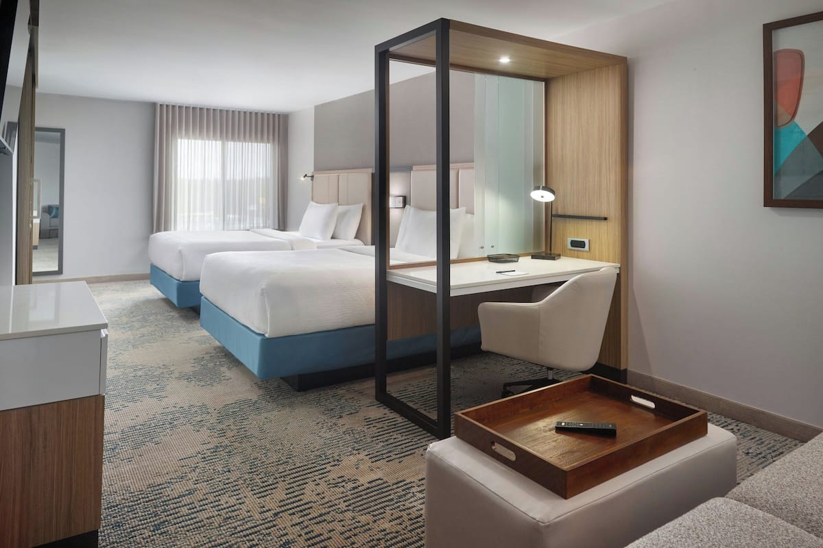 Suite, Multiple Beds