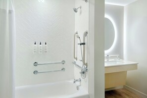 Bathroom - Towneplace Suites By Marriott Locust Grove (Locust Grove)