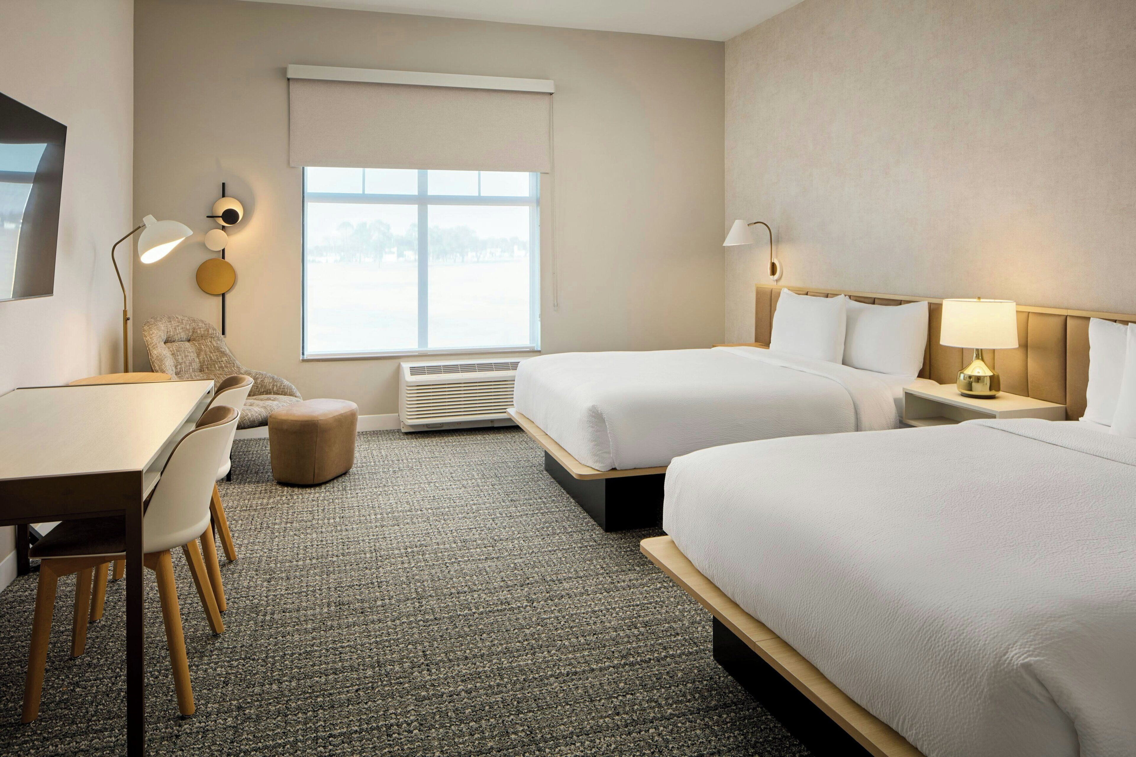 Studio, 2 Queen Beds