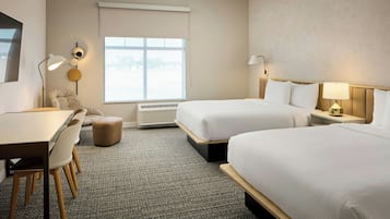Studio, 2 Queen Beds