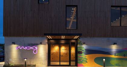 Moxy Fayetteville